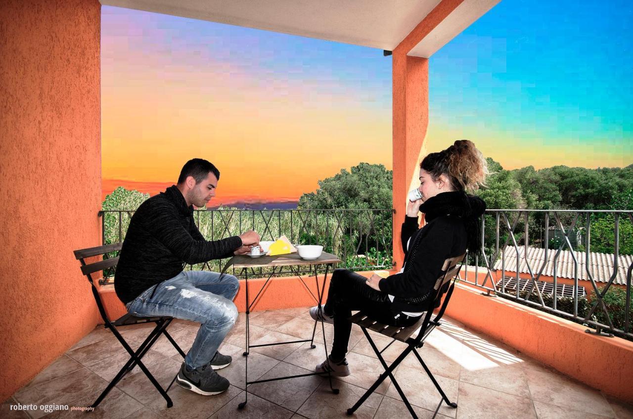 Aparthotel Residenze L'Isola Surf House à Porto Pollo Extérieur photo